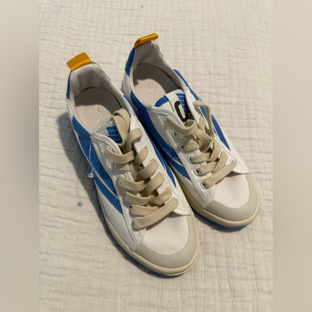 Oncept Stylish Blue and White Portland Sneakers NWOT 2162
